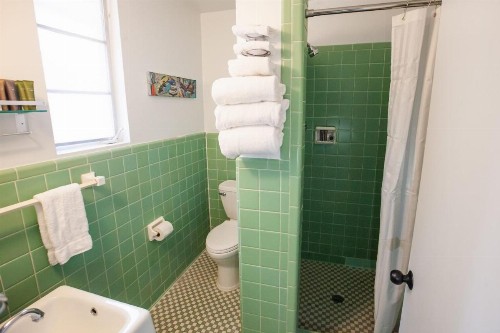 Route 19 Inn - image 35