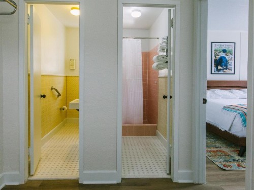 Route 19 Inn - image 39