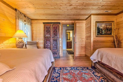Luxe Blue Ridge Mountain Retreat with Sauna and Creek! - image 6
