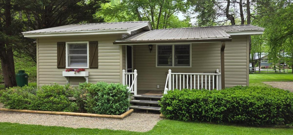 Cozy Creek Cottages - image 3