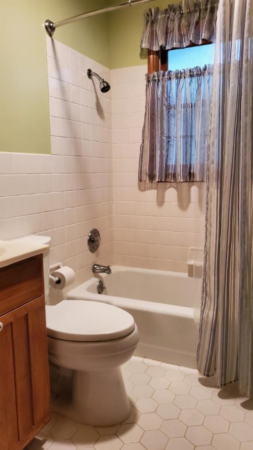 Cozy Creek Cottages - image 43