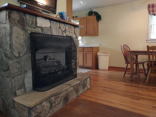 Cozy Creek Cottages - image 50