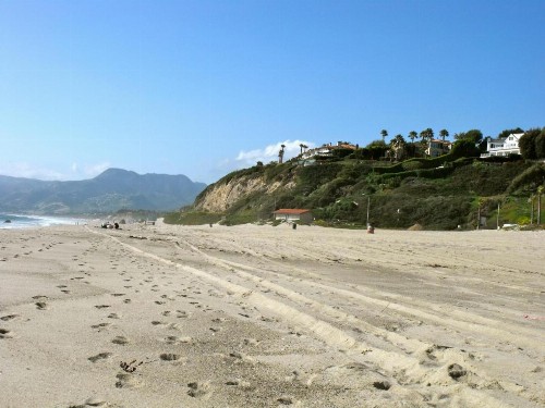 Malibu Country Inn - image 9