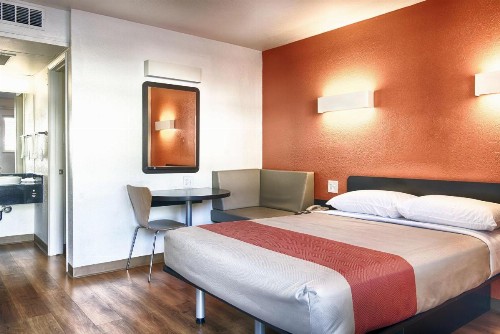Motel 6-Mammoth Lakes CA - image 5
