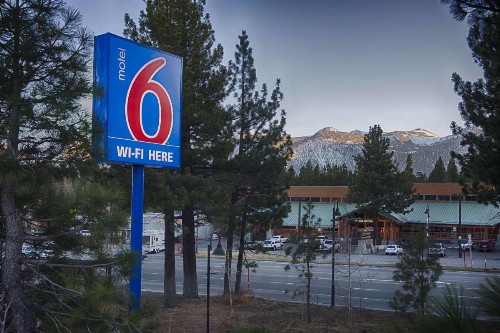 Motel 6-Mammoth Lakes CA - image 8