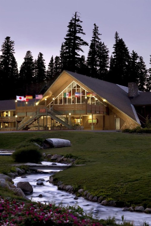 Mammoth Inn