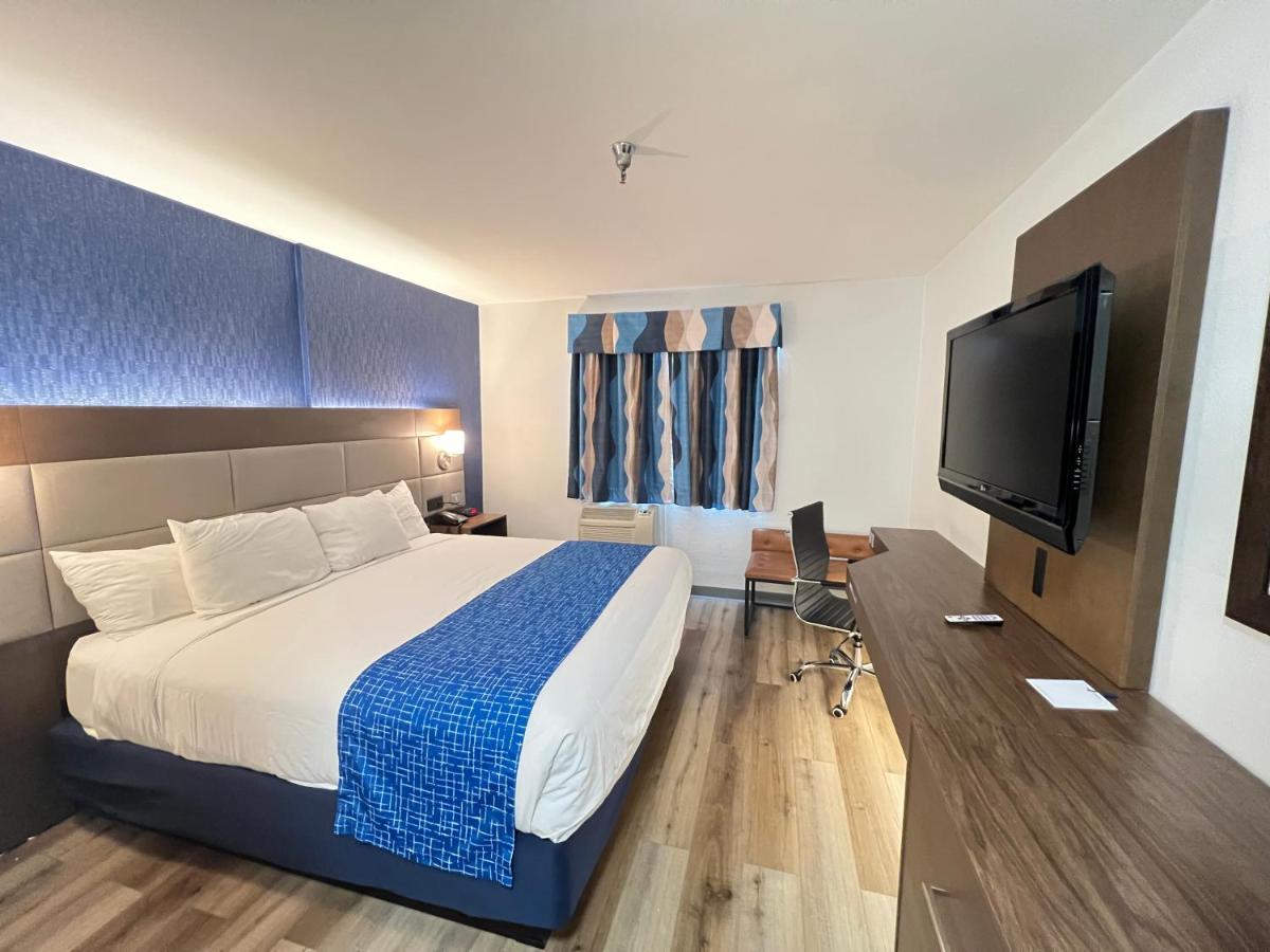 Travelodge by Wyndham Mammoth Lakes - main image