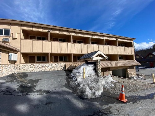 Travelodge by Wyndham Mammoth Lakes - image 10