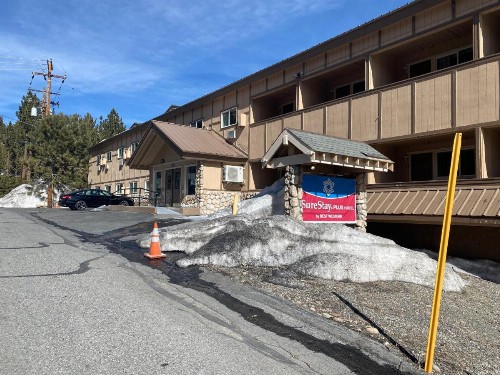 Travelodge by Wyndham Mammoth Lakes - image 2