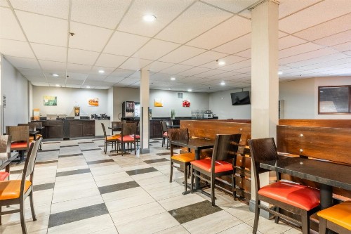 Quality Inn near Mammoth Mountain Ski Resort - image 37