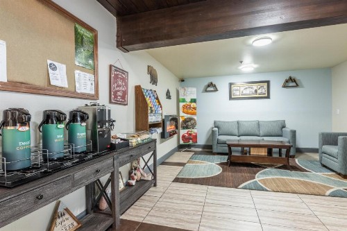 Quality Inn near Mammoth Mountain Ski Resort - image 49