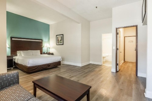 Quality Inn near Mammoth Mountain Ski Resort - image 7