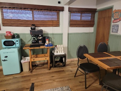 Cinnamon Bear Inn - image 15