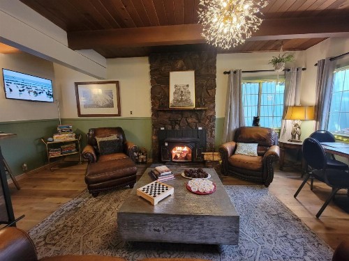 Cinnamon Bear Inn - image 4