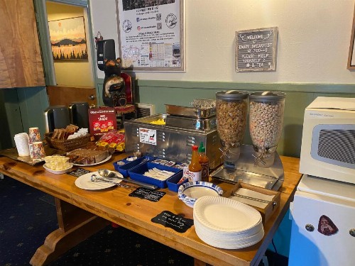 Cinnamon Bear Inn - image 7