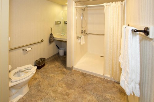 Holiday Haus - image 10