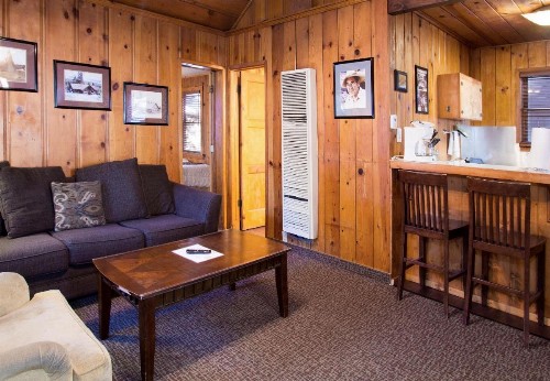 Holiday Haus - image 17