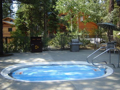 The Summit Resort 2BR/2BA Mammoth Lakes - image 3