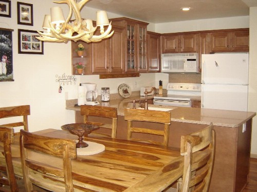 The Summit Resort 2BR/2BA Mammoth Lakes - image 6