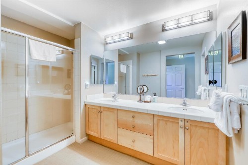 Mammoth Green Condos - image 12
