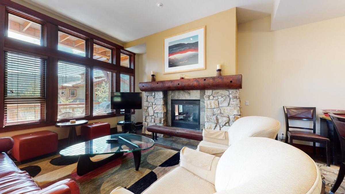Juniper Crest 1 Apartment - main image