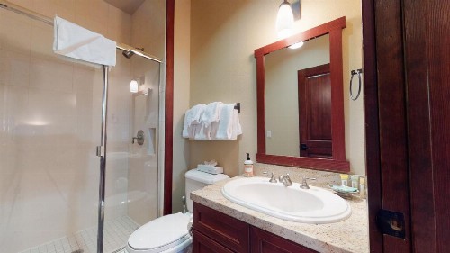 Juniper Crest 1 Apartment - image 30