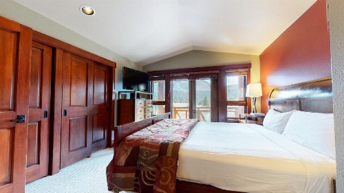 Juniper Crest 1 Apartment - image 6