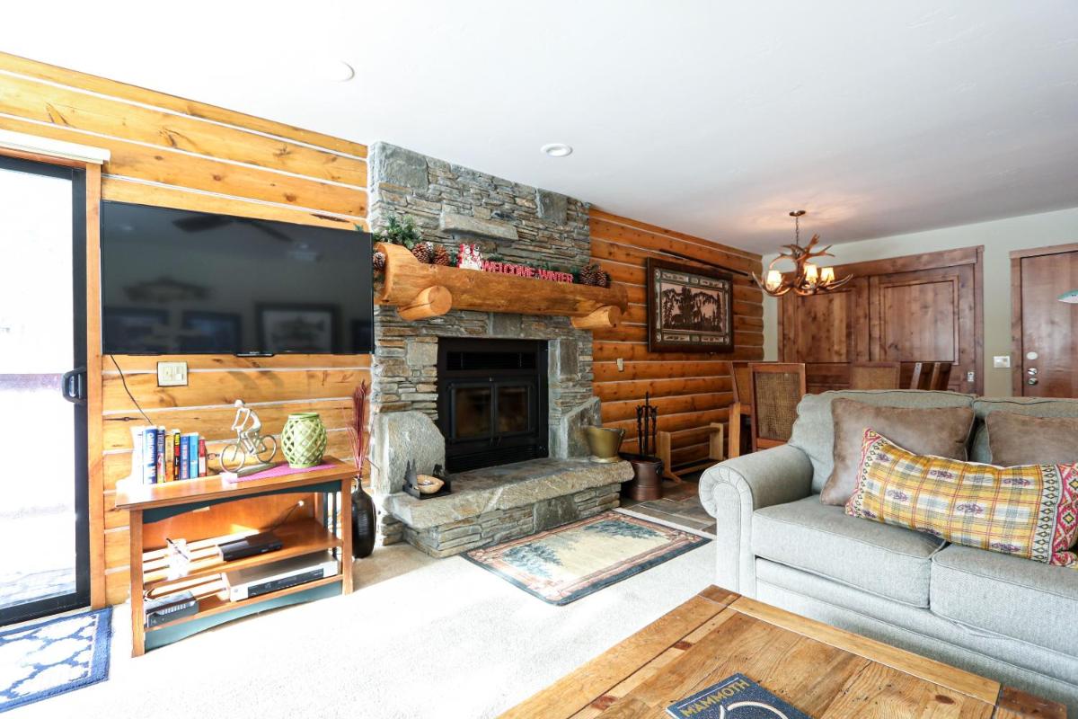 Summit 81 Apartment - main image