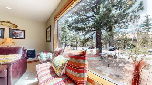 Summit 81 Apartment - image 11