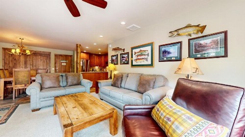 Summit 81 Apartment - image 12