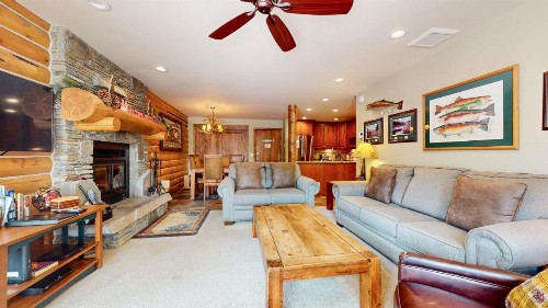 Summit 81 Apartment - image 13