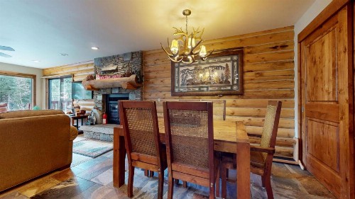 Summit 81 Apartment - image 20