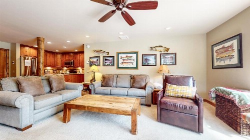 Summit 81 Apartment - image 8