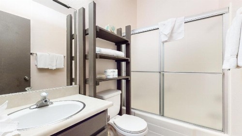 Mammoth Reservations - image 28