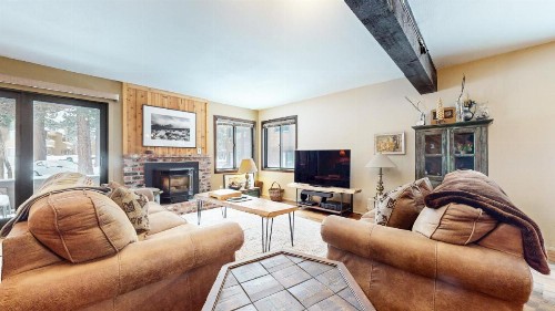 Wild Flower 39 Apartment - image 7