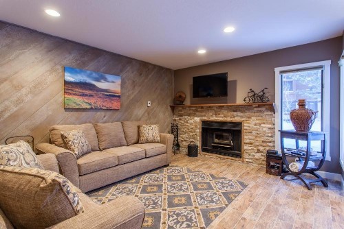 Snowcreek #405 - Phase III - image 1