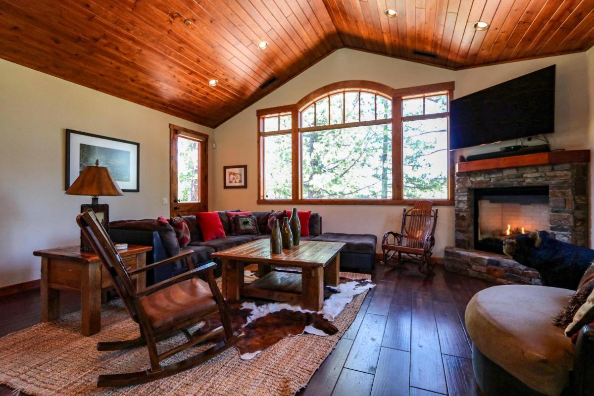 Gray Stone 2088 Holiday home - main image