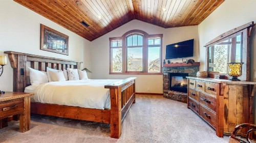 Gray Stone 2088 Holiday home - image 24