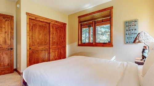 Gray Stone 2088 Holiday home - image 43
