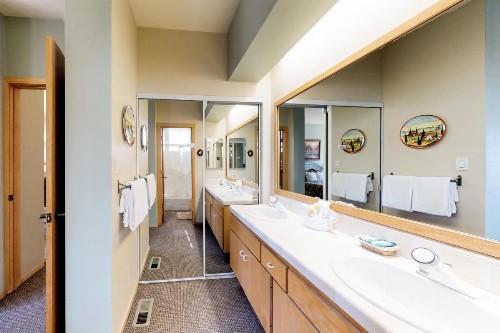 Snowcreek 847 - image 10