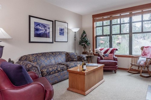 Village 1402 - image 12