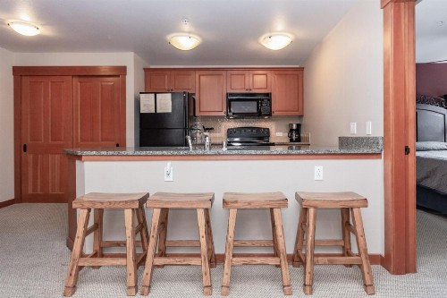 Village 1402 - image 7