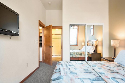 Village 2105 - image 15