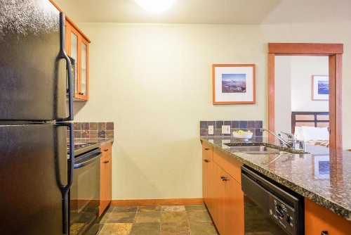 Village 2105 - image 6