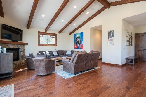 Gray Bear 514 - image 16