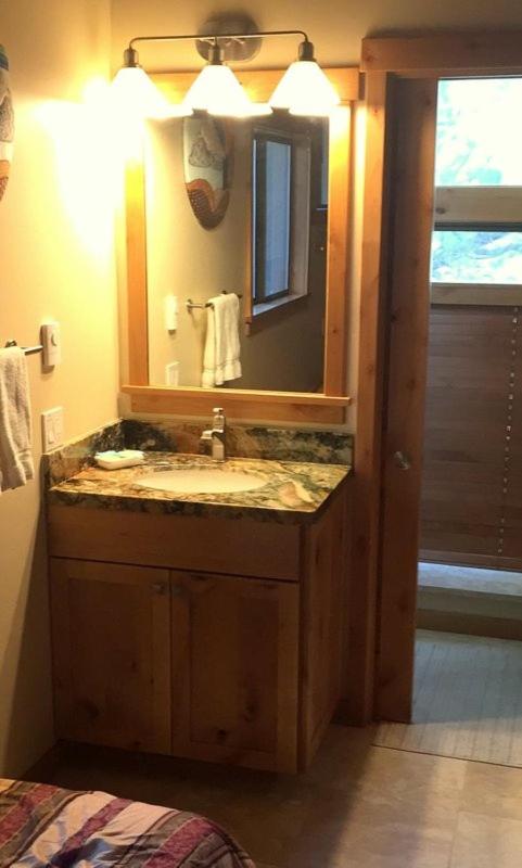 114 Premium Condo - image 6