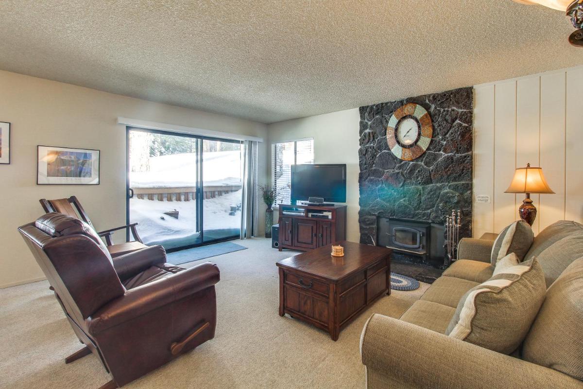 The Summit 207 - main image