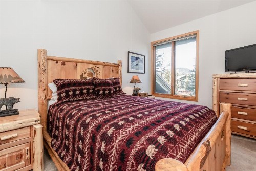 Snowcreek # 892 - Phase V - image 10