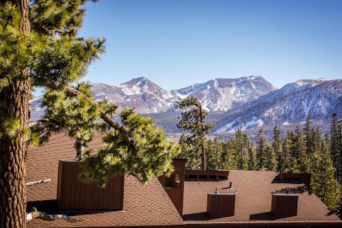 Mammoth Ski & Racquet Club #131 - image 10