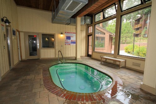 Mammoth Ski & Racquet Club #86 - image 10